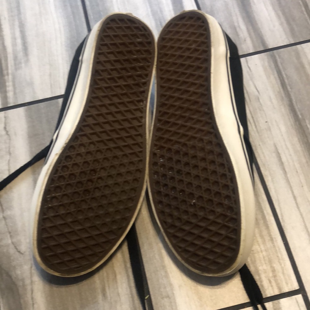 Vans - Picture 3 of 4